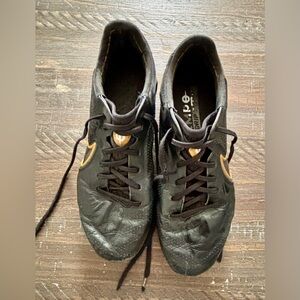 Nike - Tiempo Legend 9 Elite FG ‘Black Metallic Gold’ - Soccer Cleats - Size 6M